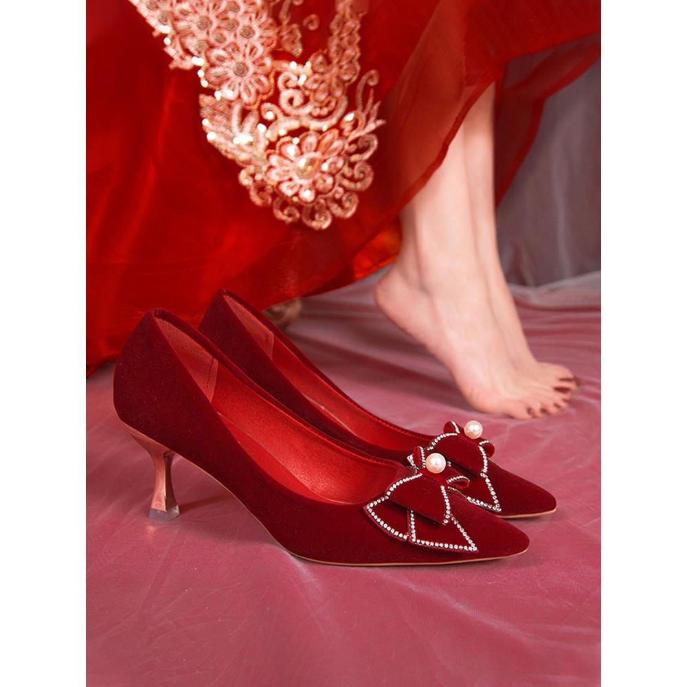 中式婚鞋女2024年新款酒红色高跟鞋不累脚秀禾婚纱两穿新娘鞋桃夭