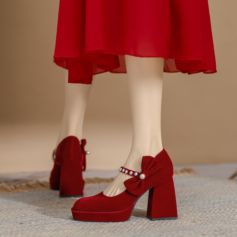 小个子红色防水台高跟鞋女粗跟法式玛丽珍珠婚鞋2024新款春季单鞋